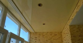 Натяжной потолок на балкон Салават, цена 6261 руб.